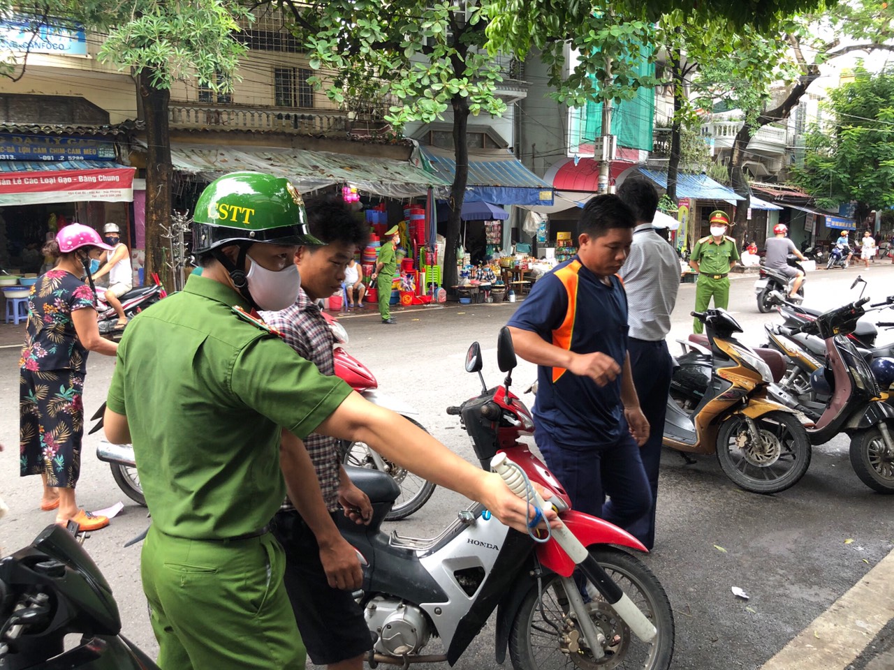 Xử lý 347 trường hợp vi phạm quy định phòng chống dịch Covid-19